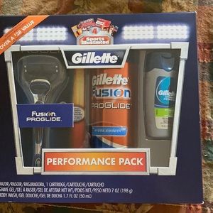🎁 Men’s Gillette Razor, Shaving Cream & Body Wash
